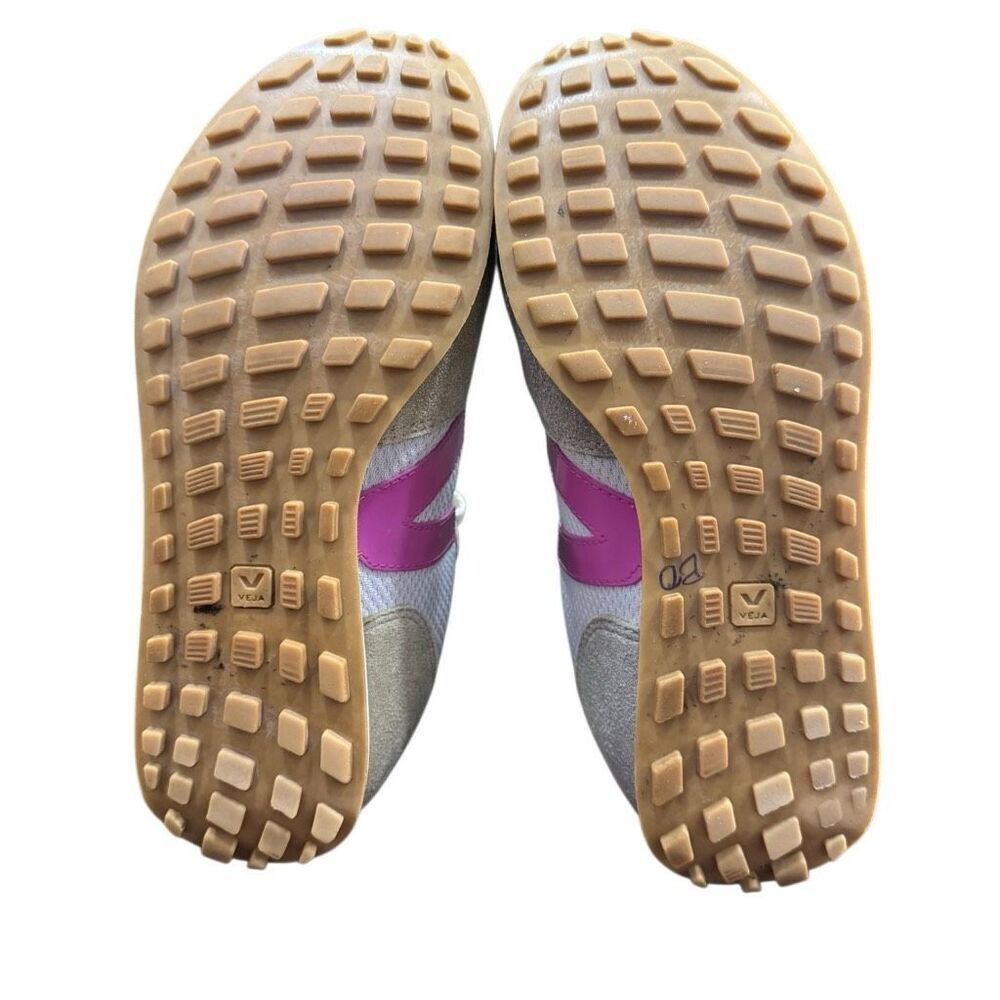 Veja SDU - Women's white/Hot Pink Sneakers J Mesh - Sz 6 Casual - Picture 3 of 9
